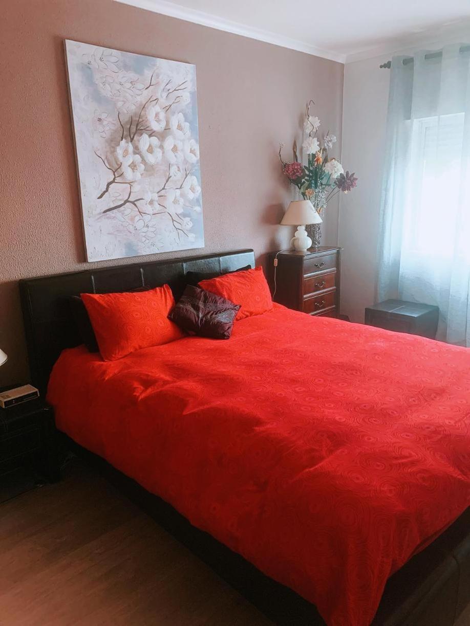 Apartamento Com Boa Localizacao E Conforto Povoa de Santa Iria Eksteriør billede